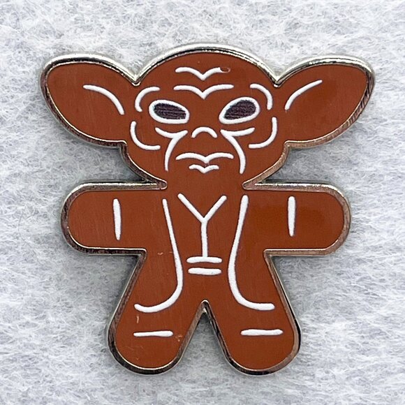 Star Wars Jewelry - 🔮 5/$25 Star Wars Disney Gingerbread Mystery Collection Yoda Pin
